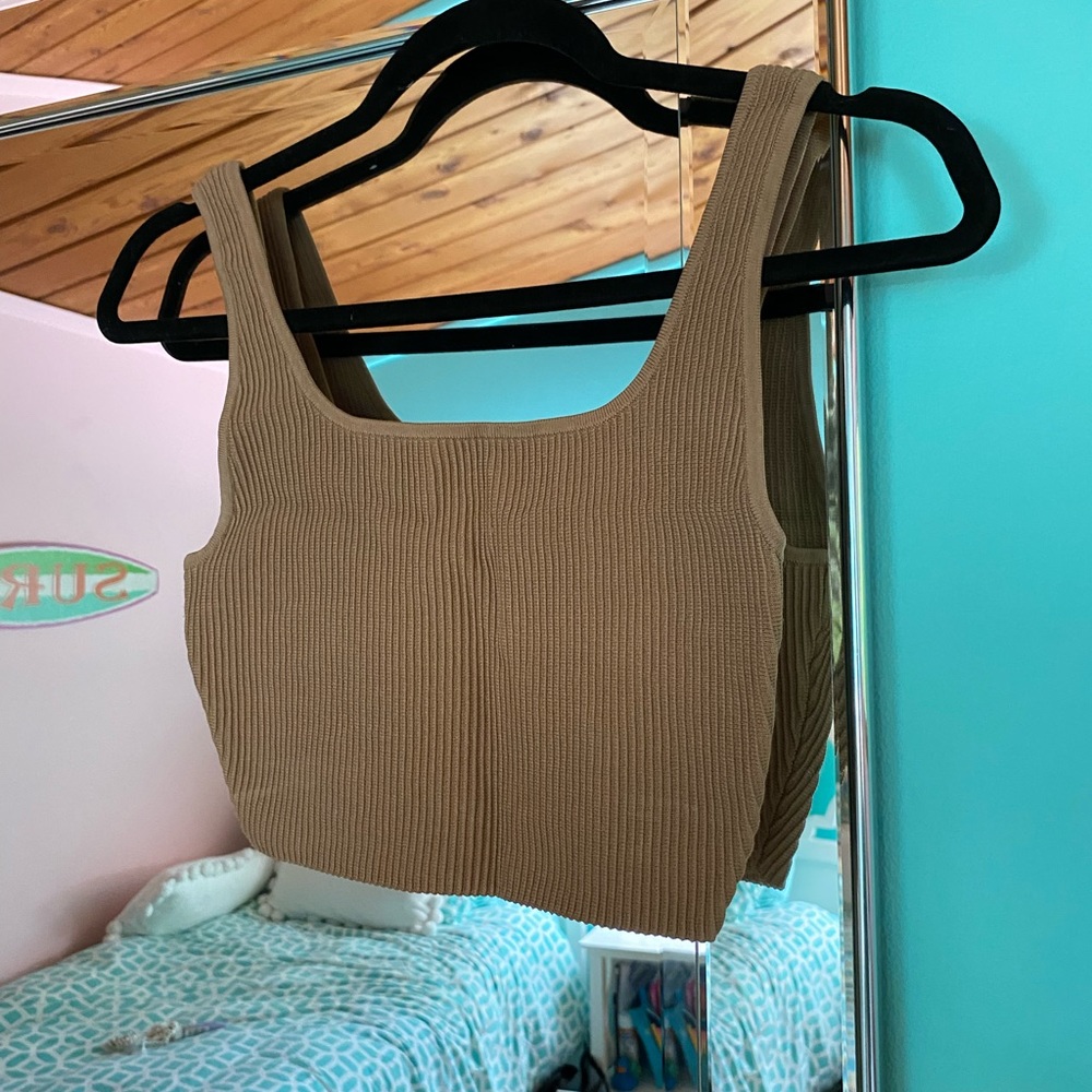 Aritzia size small Babaton brown/tan tank top